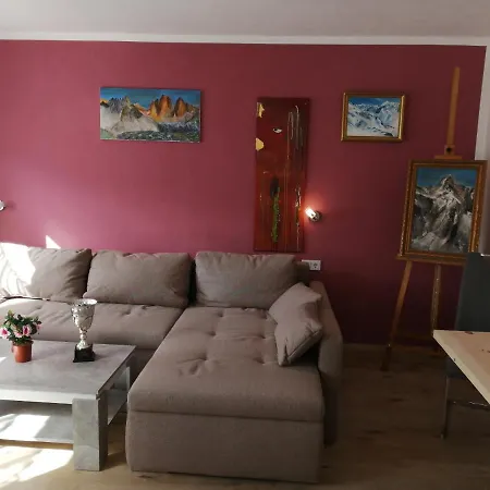 Hain Apartment Birnbaum