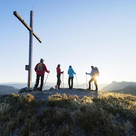 Apartment Hain Birnbaum